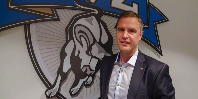 Das ist der neue EVZ-Coach: Der Norweger Dan Tangnes (39). Das ist der neue EVZ-Coach: Der Norweger Dan Tangnes (39).