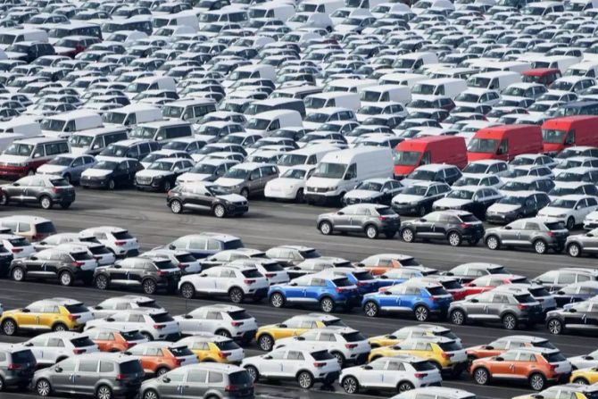 VW Autos Parkplatz