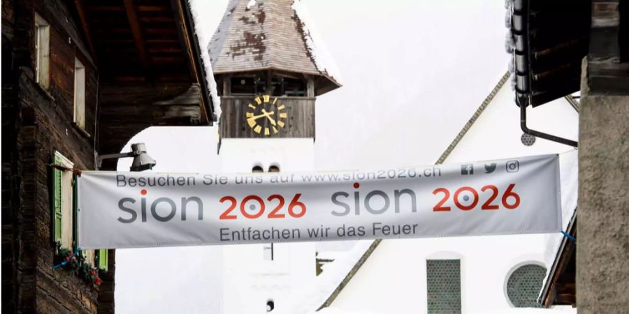 Ein Werbebanner für «Sion 2026».