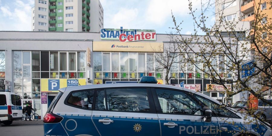 Bei einem Streit zwsichen zwei Männern in diesem Einkaufszentrum in Berlin wurde einer der beiden Männer mit einem Messer lebensgefährlich verletzt.