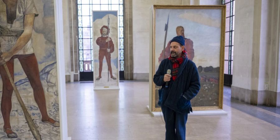 Der in New York lebende Schwyzer Künstler Ugo Rondinone hat vom Musée d'Art et d'Histoire de Genève (MAH) eine Carte blanche bekommen. Seine Ausstellung «when the sun goes down and the moon comes up» läuft bis am 18. Juni.