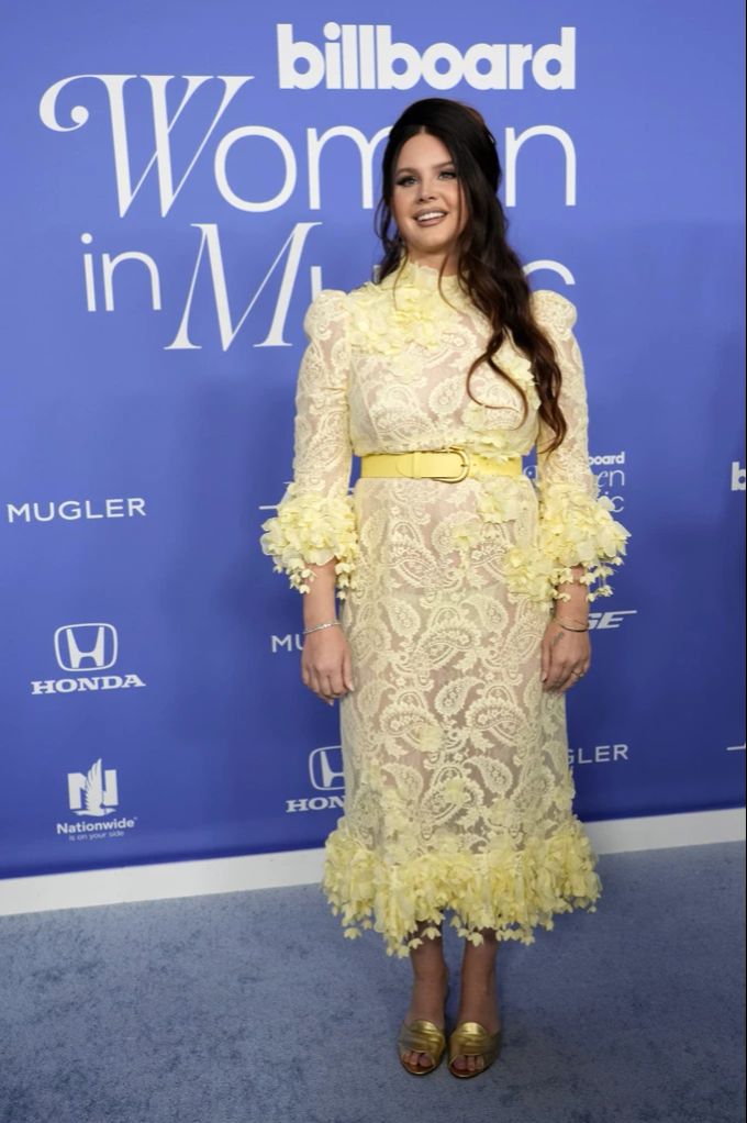 Lana del Rey bei den Billboards Women in Music Awards Lana Del Rey