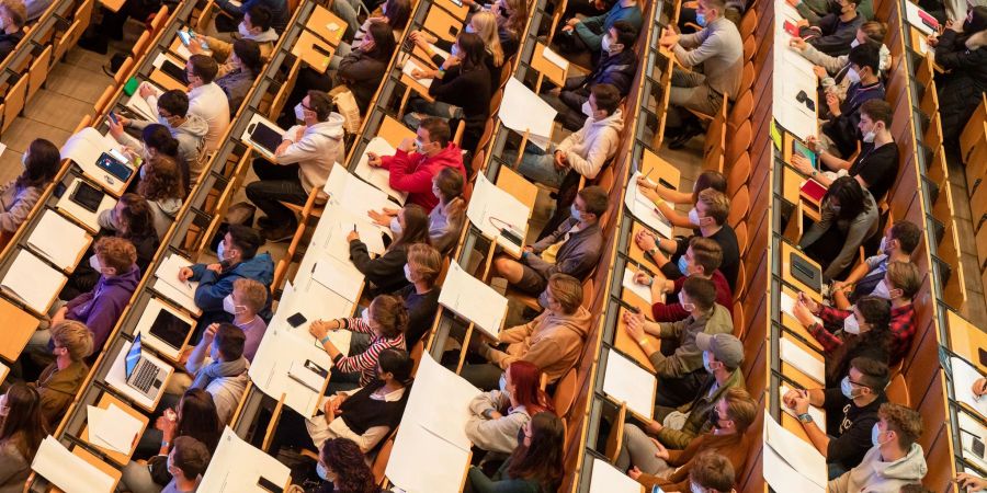 Studierende an der Technischen Universität München (TUM).