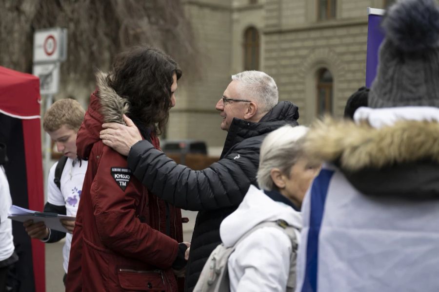 Am Start sind auch prominente Gesichter wie Nicolas A. Rimoldi und Nationalrat Andreas Glarner.