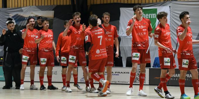 Der EHC Thun steht im Playoff-Halbfinal. Der EHC Thun steht im Playoff-Halbfinal.