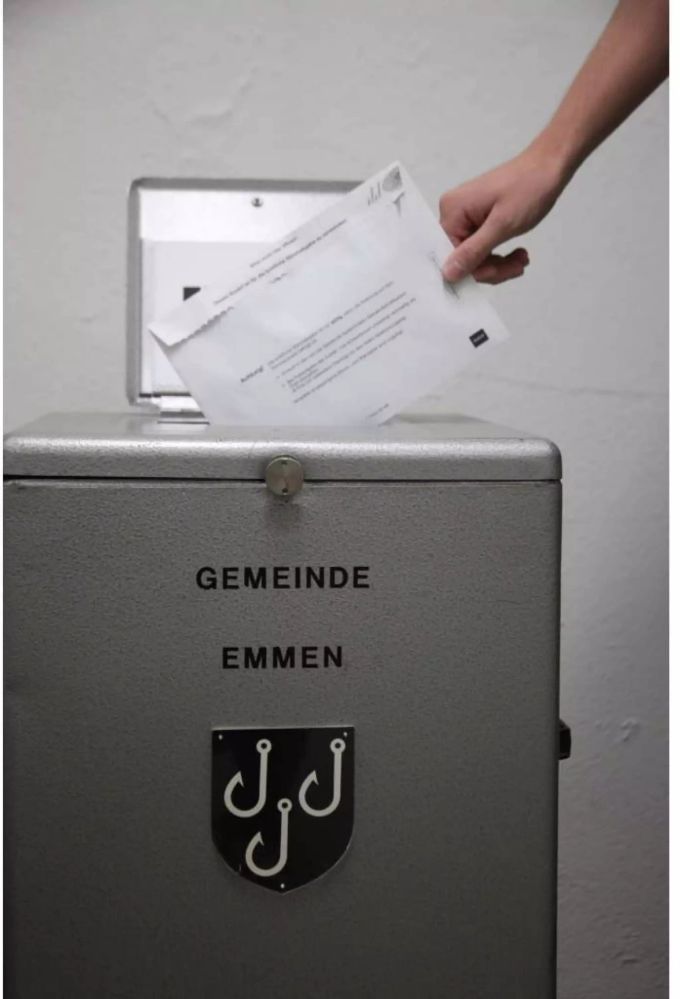 In Emmen wird wie geplant am 4. März 2018 abgestimmt In Emmen wird wie geplant am 4. März 2018 abgestimmt