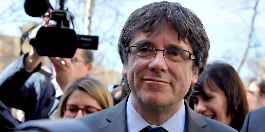 Kann wieder lächeln: Carles Puigdemont wird nicht ausgeliefert.