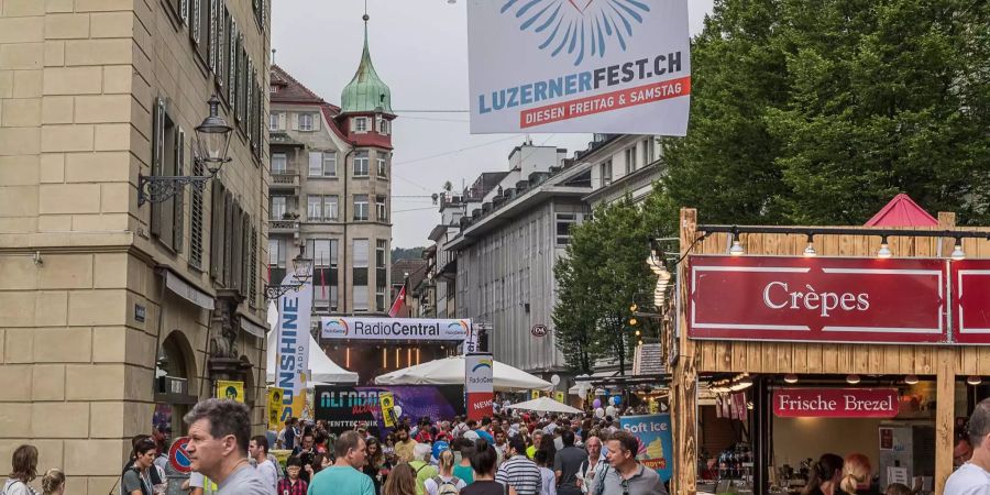 Früher hiess es «Altstadt-Fäscht», es wird aber auch heute in der Altstadt gefeiert.