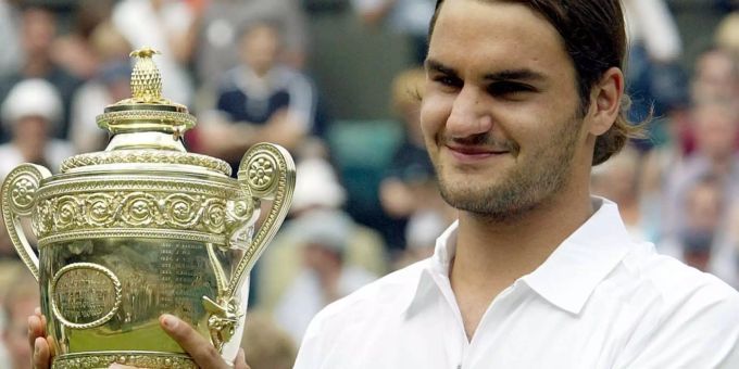 Im Jahr 2003 gewann Federer in Wimbledon seinen ersten Grand-Slam-Titel – er war damals 21 Jahre alt. Roger Federer Wimbledon Grand