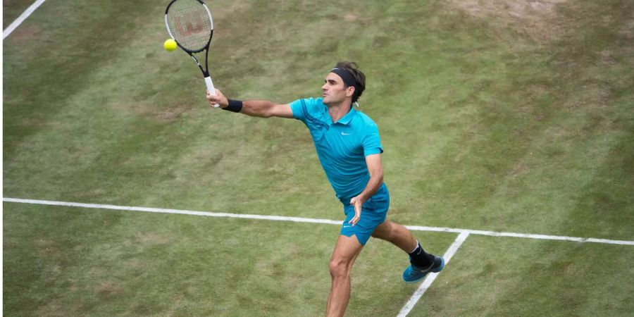 Guter Start für Roger Federer in Stuttgart.