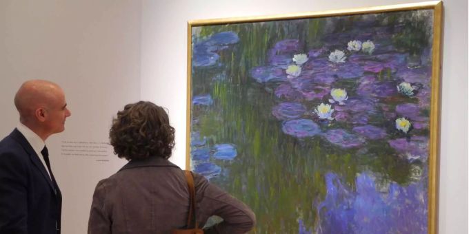 Das Gemälde «Nympheas en fleur» des Malers Claude Monet wird als Teil der Rockefeller-Sammlung versteigert. Das Gemälde «Nympheas en fleur» des Malers Claude Monet wird als Teil der Rockefeller-Sammlung versteigert.