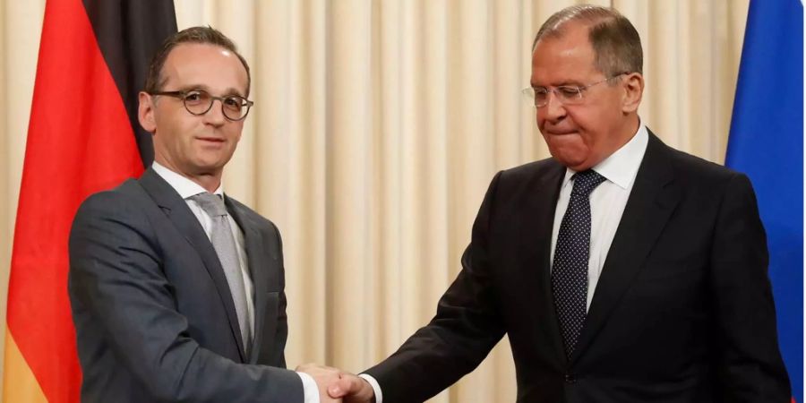 Heiko Maas (links) und Sergej Lawrow demonstrieren Einigkeiten beim Treffen vom Donnerstag in Moskau.