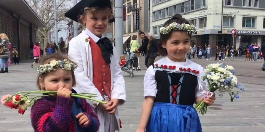 Am heutigen Umzug verkleiden sich rund 4'000 Kinder.