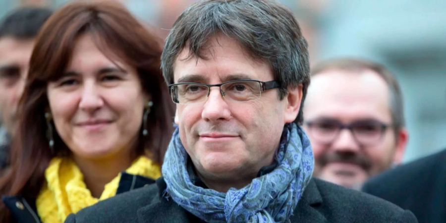 Carles Puigdemont soll nach Spanien ausgeliefert werden. Das fordert die deutsche Generalstaatsanwaltschaft.