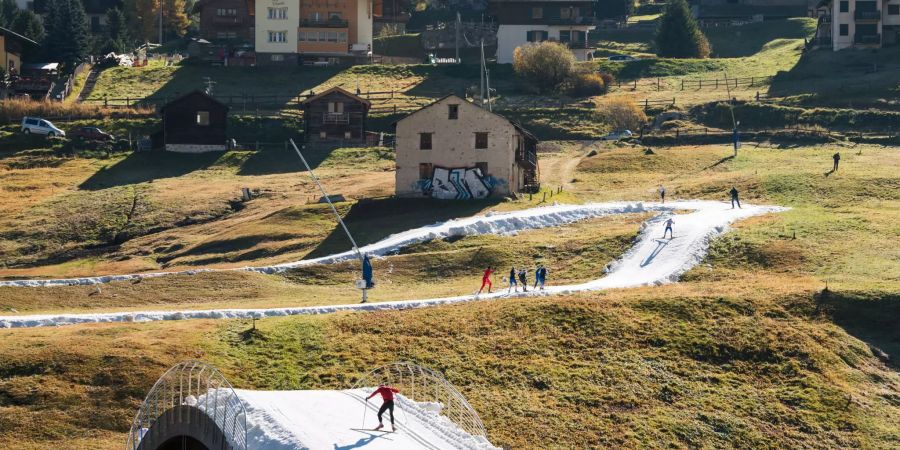 In Livigno können die Langläufer bereits seit dem 13. Oktober auf die Loipe, Bild: zvg