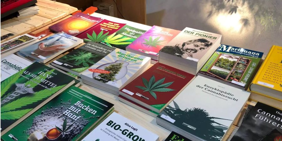 Literatur zum Thema Hanf.