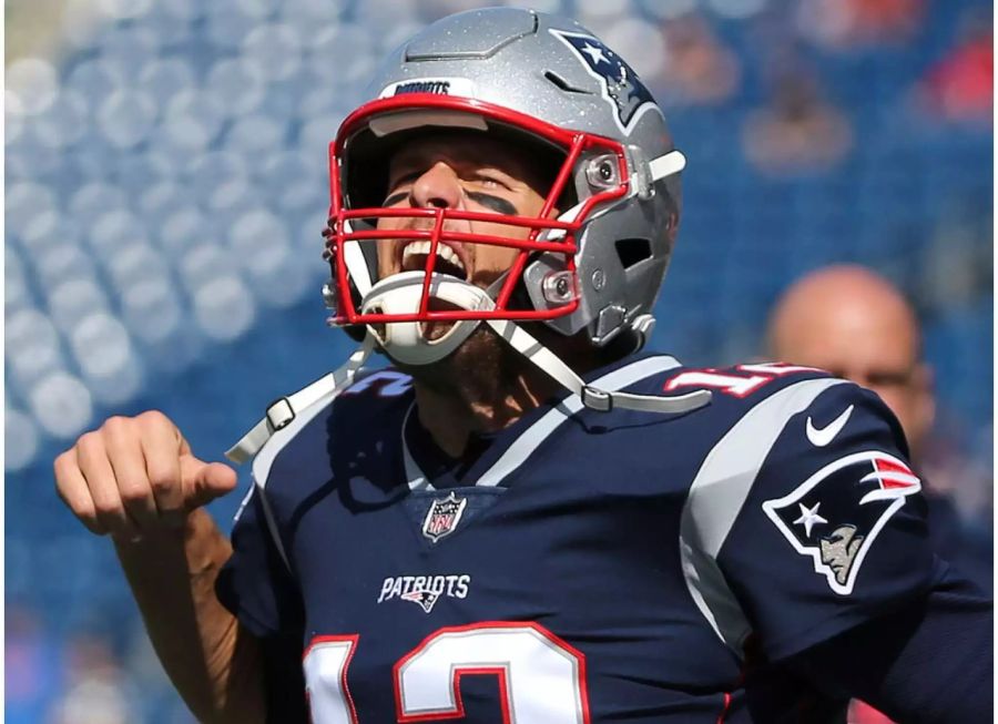 Geht doch! Nach der Niederlage in Woche drei rehabilitieren sich Tom Brady und seine New England Patriots. Gegen die bisher ungeschlagenen Dolphins gelingt ein klarer 38:7-Sieg. Brady wirft drei Touchdown-Pässe.