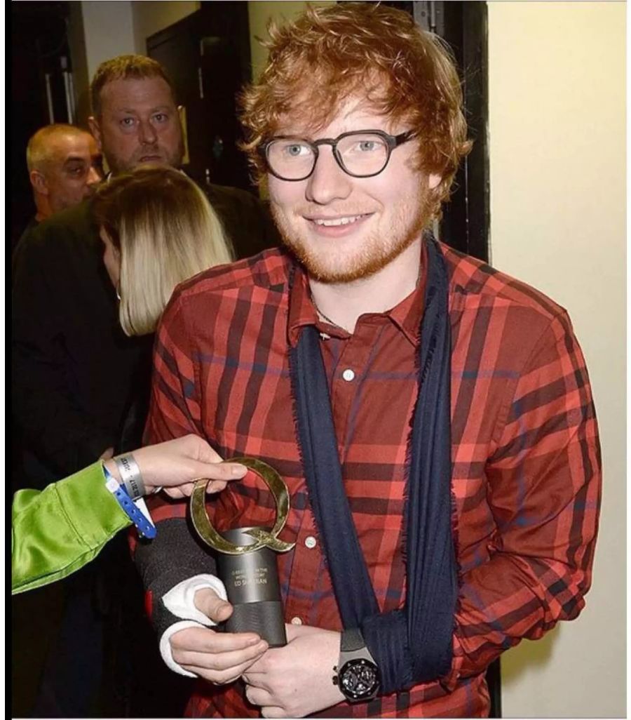 Zweimal gebrochen: Ed Sheeran nach dem Sturz vom Velo.