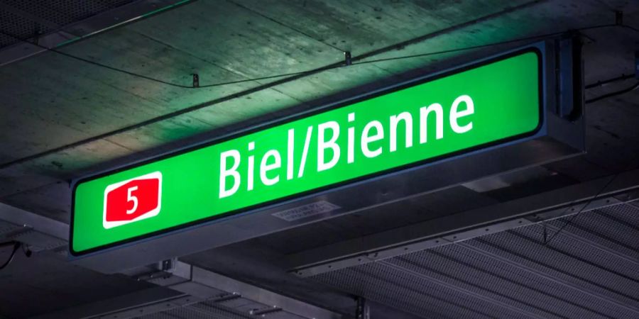 Strassenschilder sollen von «Biel» auf «Biel/Bienne» geändert werden.