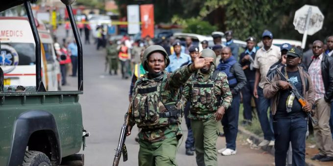 Nach dem Terroranschlag in Nairobi suchen Behörden nach Sprengsätzen. Terroranschlag in Nairobi.