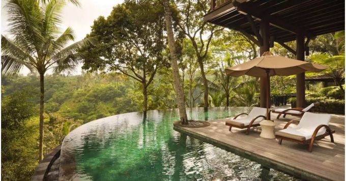 Infinity Pool in Bali.