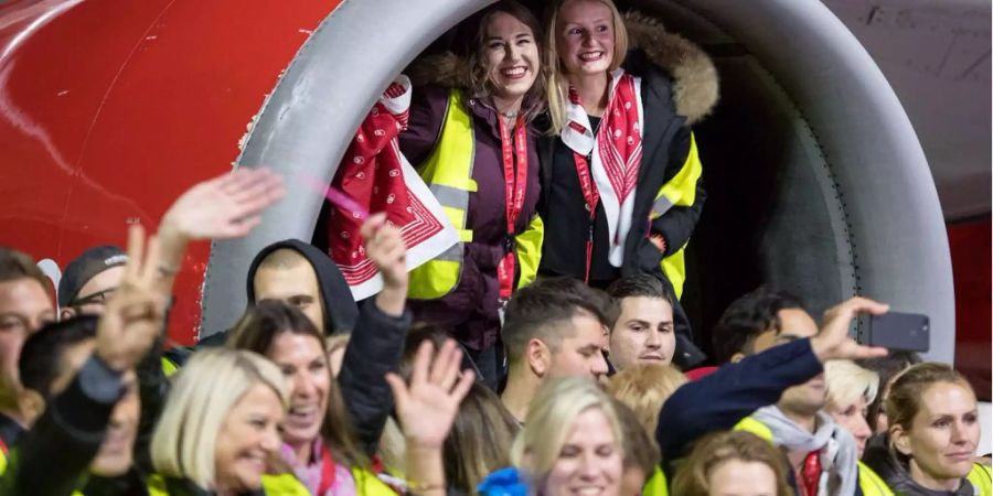 Für die meisten der rund 3000 Mitarbeiter von Air Berlin gibt es eine Anschlusslösung.