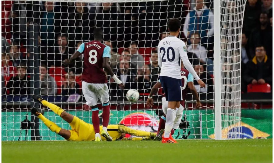 West Ham schlägt Tottenham nach einem 0:2-Rückstand noch 3:2.