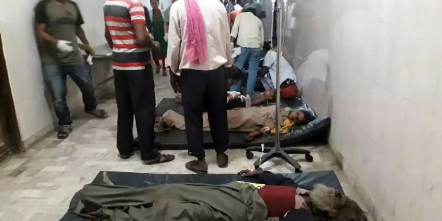 Verletzte in einem Krankenhaus in Birgunj