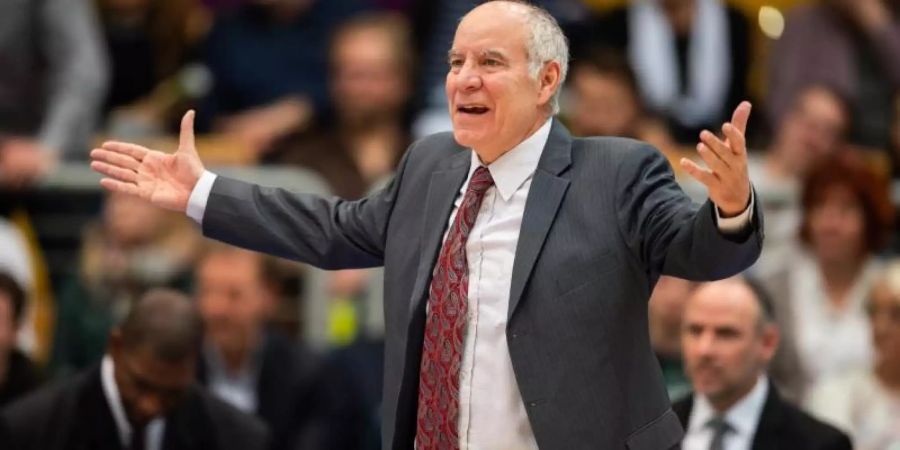 Dan Pannagio, Trainer der Eisbären Bremerhaven, ist von seinem Posten als Chefcoach zurückgetreten. Foto: Mohssen Assanimoghaddam