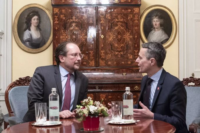 Die beiden Aussenminister diskutierten über das EU-Dossier und die Krise in Nahost. schweiz österreich
