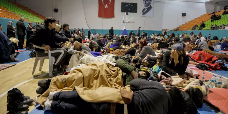 Schweres Erdbeben in der Osttürkei