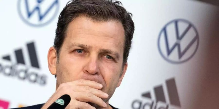 Ist für eine Senkung der Altergrenze in der Fussball-Bundesliga: DFB-Direktor Oliver Bierhoff. Foto: Federico Gambarini/dpa