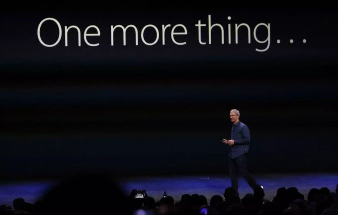 One more Thing...? Apple-CEO Tim Cook an einer Produktvorstellung Apple iMac konzept