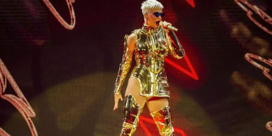 US-Popstar Katy Perry bei einem Konzert ihrer Tour «Witness» 2018 in Perth. Foto: Tony Mcdonough/AAP/dpa