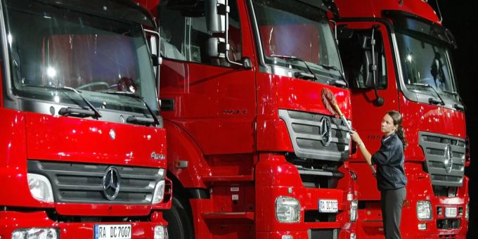 Der Ständerat will emissionsarme Nutzfahrzeuge fördern. nutzfahrzeuge