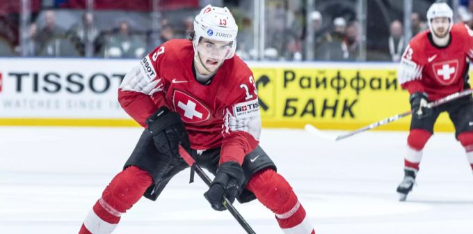 NHL Hischier