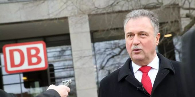Claus Weselsky, Vorsitzender der Gewerkschaft Deutscher Lokomotivführer GDL. claus weselsky