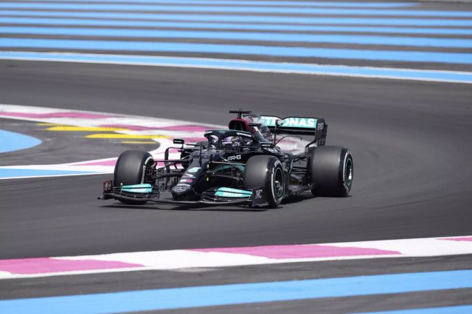 Grosser Preis von Frankreich: Lewis Hamilton fuhr im Training auf den zweiten Rang. Hamilton