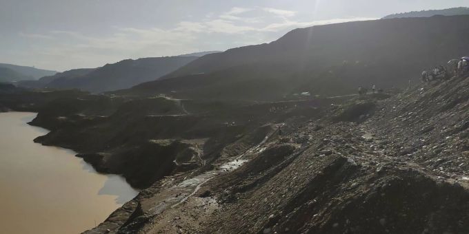 In Myanmar - Dutzende Vermisste nach Erdrutsch an Jademine