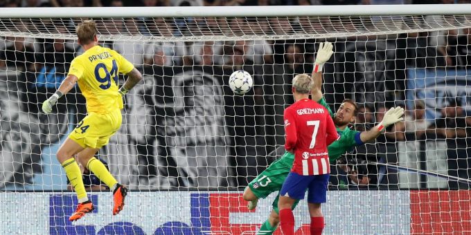«Besser als Stürmer» - Goalie-Tor in der Champions League verzückt Fans