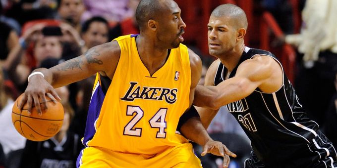 Wird mit einer Bronzestatue geehrt: Der tödlich verunglückte NBA-Superstar Kobe Bryant. Kobe Bryant