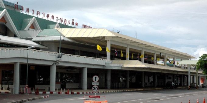 Thailand-Flughafen - Schweizer Tourist (†53) stürzt von Parkhaus – tot