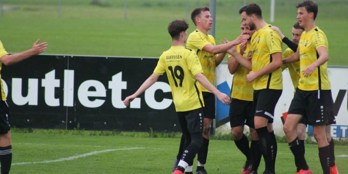 Am Freitag, 15. September 2023, gewann der FC Heiden mit 4:2 gegen den FC Rebstein III. Der FC Heiden gewinnt gegen den FC Rebstein III