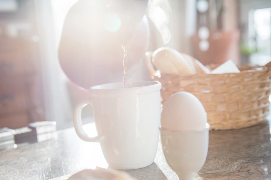 Kaffee Ei Eierbecher Sonne Tisch