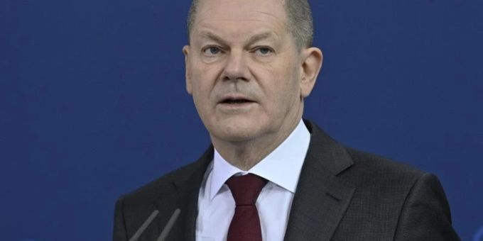 Bundeskanzler Olaf Scholz (SPD) stoppt vorerst das russisch-deutsche Erdgasprojekt Nord Stream 2. Foto: John Macdougall/AFP-Pool/dpa Bundeskanzler Olaf Scholz (SPD) stoppt vorerst das russisch-deutsche Erdgasprojekt Nord Stream 2. Foto: John Macdougall/AFP-Pool/dpa