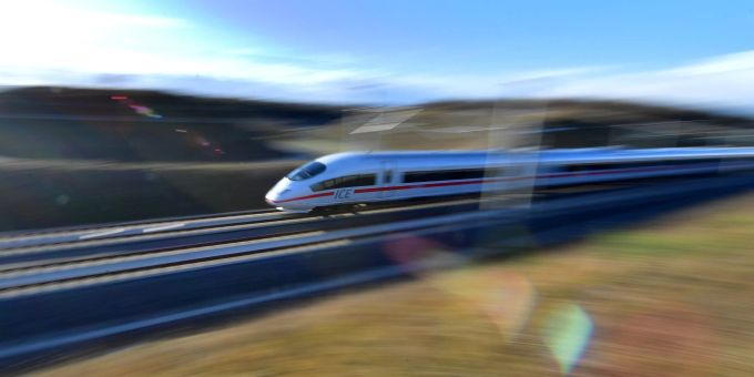 Die Deutsche Bahn kann einen Rekordumsatz vermelden. Die Deutsche Bahn kann einen Rekordumsatz vermelden.