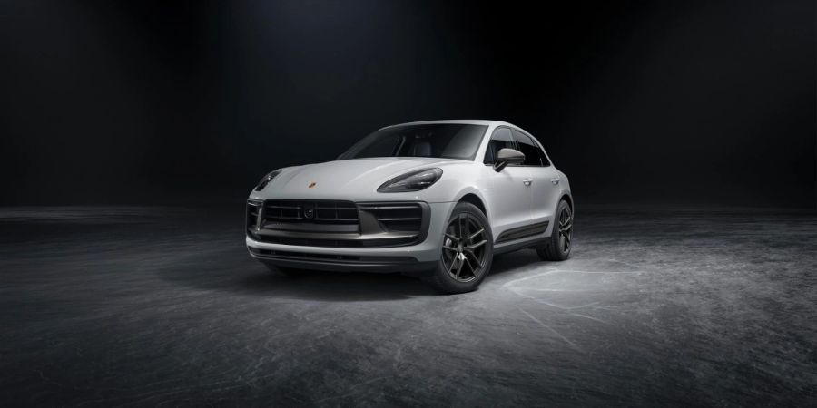 2022 Porsche Macan T