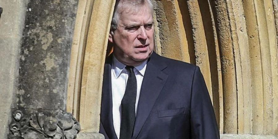 Der britische Prinz Andrew, Herzog von York, wird 62. Er sorgt immer wieder für Schlagzeilen. Foto: Steve Parsons/Pool PA/dpa