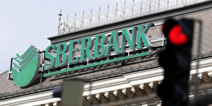 Ukraine Konflikt: Die Sberbank, die grösste Bank Russlands darf weiterhin Swift verwenden. Ukraine Konflikt