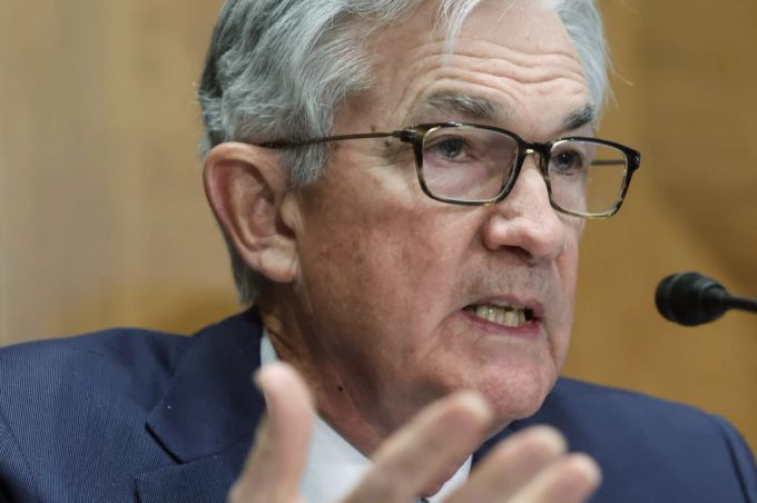 Jerome Powell ist der Präsident der Federal Reserve. Die Deutsche Bank glaubt nicht an seine Voraussagen. deutsche bank